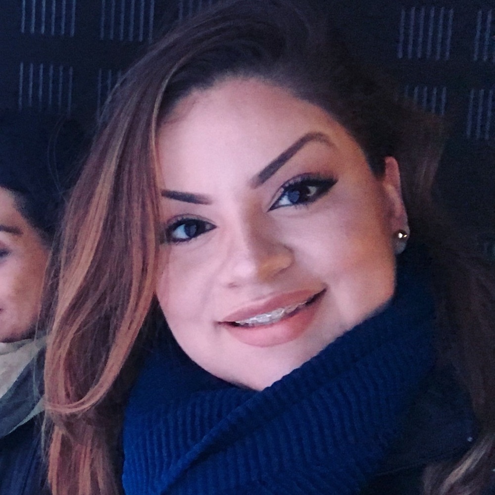 Meet your Posher, Viv